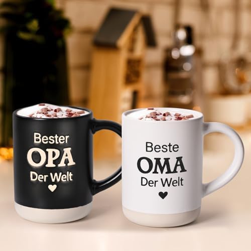 Joymaking Kaffeetasse Geschenkset Opa Oma Schwarz und Weiß 455ml Personalisiert für den besten Großeltern-Geschenkauflan